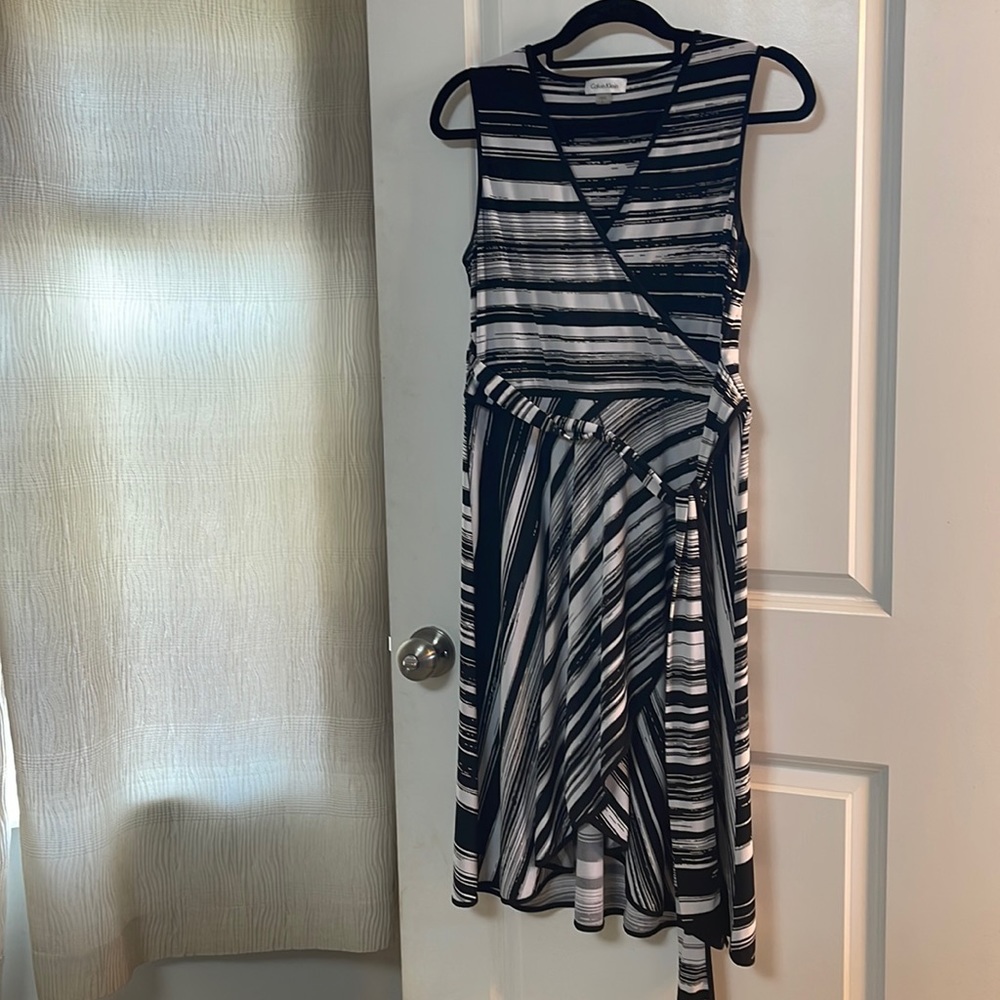 Black and white calvin klein dress